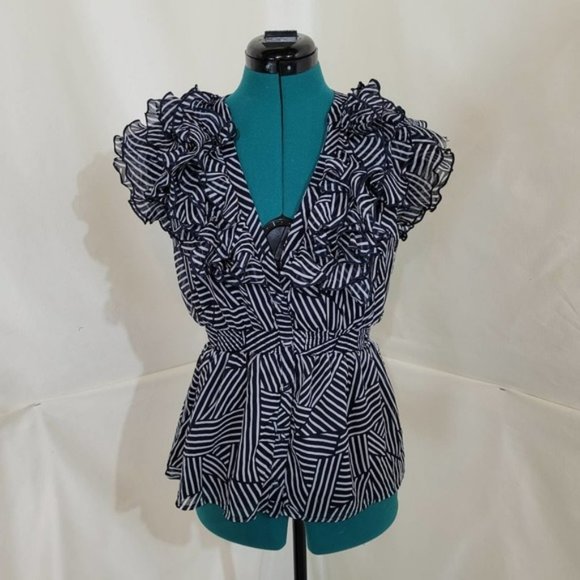 H&M Tops - 3/$25 H&M Navy and White Ruffled Button Up Short Sleeve Blouse - Size 6